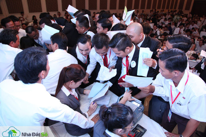 Môi giới nhà đất