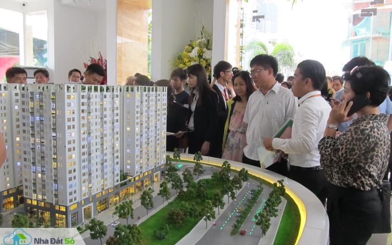 nhà thu nhập thấp