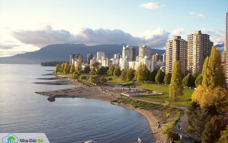 Vancouver áp thuế 15% với người nước ngoài mua nhà
