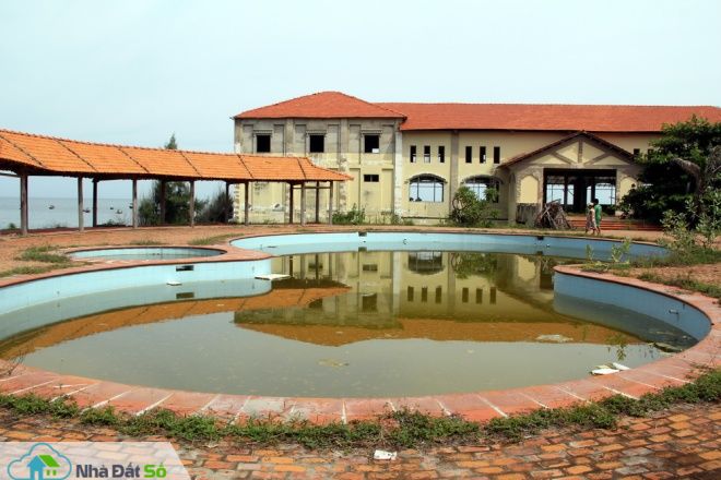 khu du lịch bỏ hoang