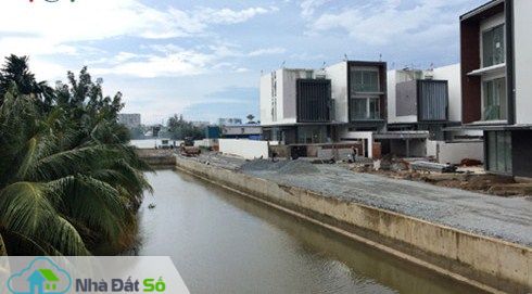 Bờ sông Sài Gòn quá tải vì các dự án nhà cao tầng