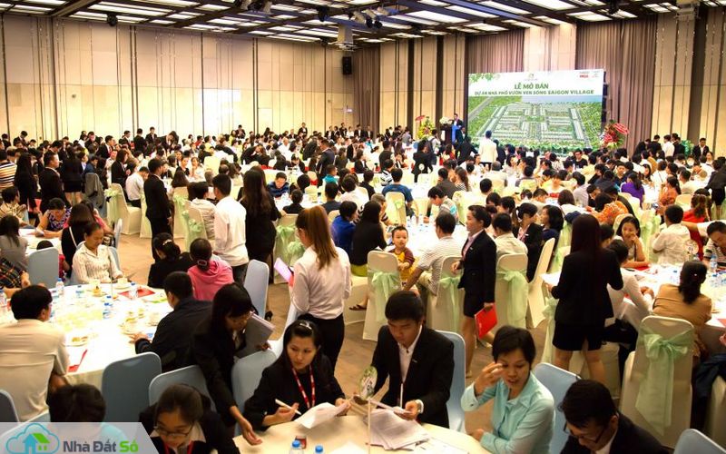 cơn sốt căn hộ trung cấp