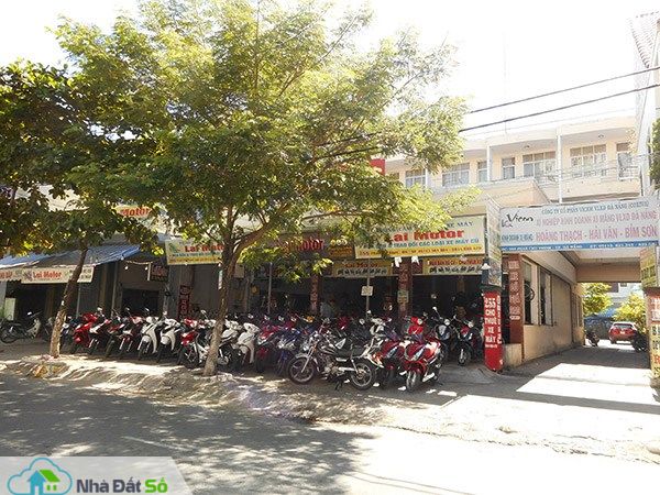 Bãi đỗ xe nổi 8 tầng 