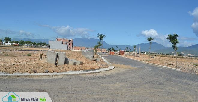 cuoi nam dat nen da nang lai duoc san don