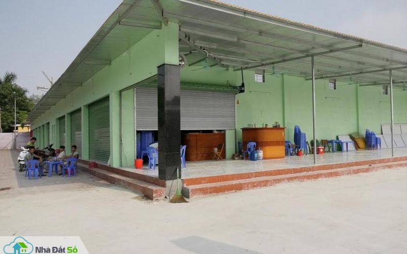 Tp.HCM: Nhộn nhịp hoạt động xây bán ki - ốt 