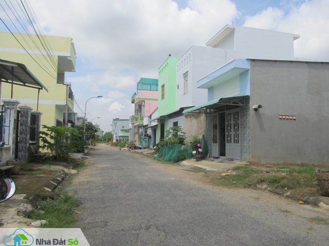 Bình Dương: Nhà đầu tư “chuộng” bán nhà riêng mới xây 
