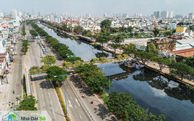 Hai 'ngòi nổ' kích hoạt thị trường bất động sản phía Tây Sài Gòn năm 2018
