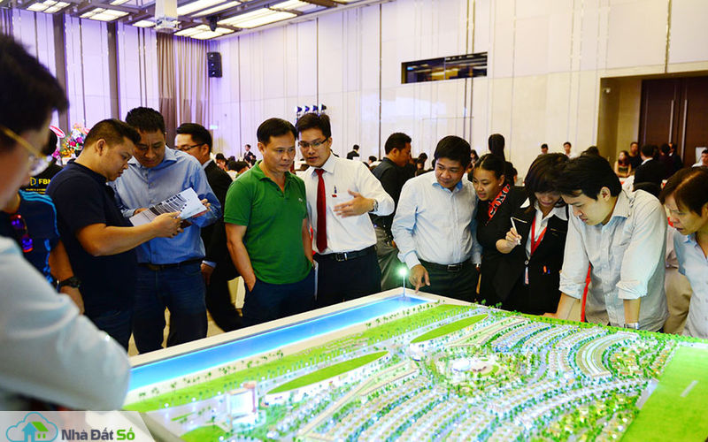 Nhà đầu tư bất động sản