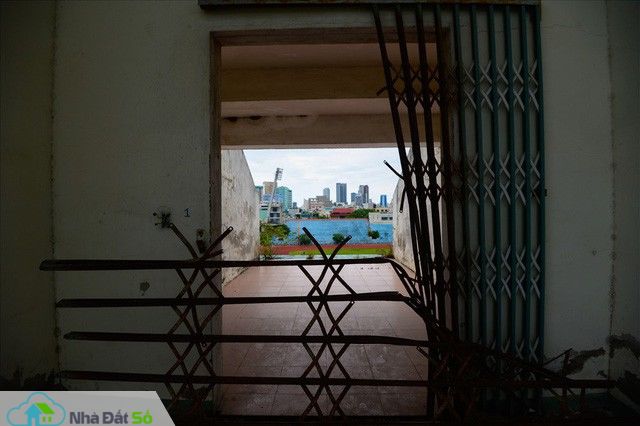  Sân vận động Chi Lăng hoang tàn sau gần 8 năm bán cho doanh nghiệp - Ảnh 8.