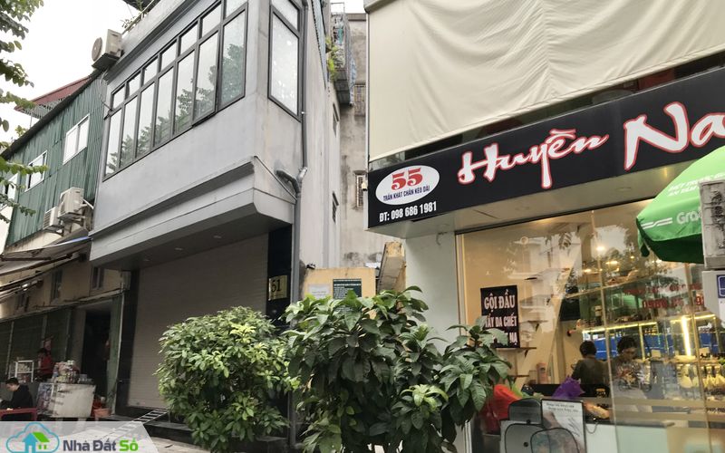 Những căn nhà quan tài, mặt tiền 1 mét ở phố mới Hà Nội - Ảnh 3. Những căn nhà quan tài, mặt tiền 1 mét ở phố mới Hà Nội - Ảnh 3.