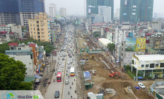 Hàng loạt cao ốc &#34;đu bám&#34; 2 bên đường vành đai nghìn tỷ - 2