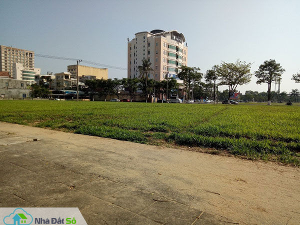 7.000 hộ dân Đà Nẵng &#34;choáng&#34;, bỗng nợ tiền tỷ vì điều chỉnh giá đất - 1