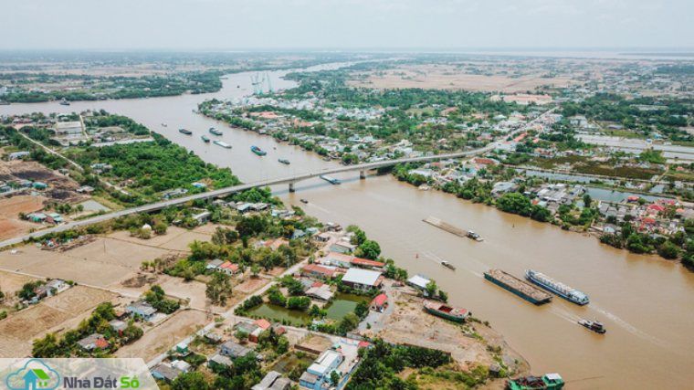bat dong san long an nong sot bat thuong
