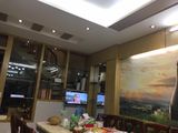 Bán Nhà Đẹp Gara 2 Thoáng Phố Hoàng Văn Thái 53M2 Giá 6,4 Tỷ.
