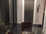 Bán Nhà Mặt Phố Nguyễn Trãi 65m2. 8 Tầng. 11,2 Tỷ, Cổng Trường ĐH, Thang Máy Nhập!