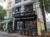 Cần Bán Nhà Trệt , 1 Lầu , Dt: 6,7x13 , Giá : 2,4 Tỷ , Đường Bờ Kè Hùng Vương