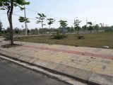 Còn Lô Đôi Đất Biển . Gía Đầu Tư