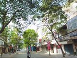 Bán Nhà MT Đồng Nai, P.15, Q.10. Hiện đang KD Nhà Hàng. Mặt tiền 18m. Gía bán 100 tỉ.