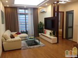 Nhà Giá Rẻ Rộng 40m2 X 5t, Mt 5m Nguyễn Ngọc Vũ, Vỉa Hè Rộng Kinh Doanh Tốt.