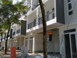 Nhà Phố Liền Kề, 90m2, Sổ Riêng, Mặt Tiền Đường Nhựa 8m,800 Triệu