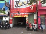 Cho Thuê Nhà Mặt Tiền Đường Hùng Vương , Gần Ngã 4 , Ngang Trên 5m , Nở Hậu 10m , Dài 35m .