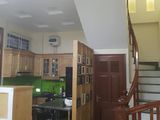 Bán Nhà Mặt Phố Lạc Long Quân 35M2 X 5 Tầng, Mt 6M, Vị Trí Đỉnh, Kd Khủng, 11 Tỷ.
