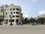 Cho Thuê Nhà Nguyên Căn Kinh Doanh Đẹp Ngã 4 Nguyễn Thị Thập, Q7