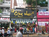 Cho Thuê Nhà Mặt Tiền Đường Đinh Tiên Hoàng, 1 Trệt 3 Lầu