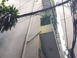 Nhà Hiếm Cầu Giấy,100m2, Nhà 4 Tầng, Hiện Đại. Giá 2.2 Tỷ