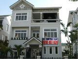 Biệt Thự Cho Thuê Đường Lớn Nguyễn Bính Khu Nam Long, Phú Mỹ Hưng, Diện Tích 270m2 Giá 70 Triệu/Th
