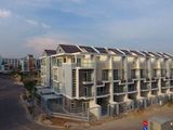 Bán Biệt Thự Ven Sông Đẹp Nhất Q7 7,4x20 1 Hầm 2 Lầu Khu Dân Trí 8 Tỷ Tt Tiến Độ