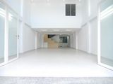 Cho Thuê Nhà Mặt Tiền Đ. Lý Tự Trọng , Trệt , Trống Suốt , Nhà Mới , Dt: 4x20 , Giá 18 Triệu