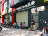 Cho Thuê Nhà Mặt Tiền Đường Nguyễn Văn Trỗi Có Chiều Ngang Rộng Trống Suốt