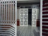 Bán Nhà Mặt Tiền Bờ Kè Hùng Vương, Trệt, Có Sân Rộng, Dt: 5,4X16,73 , Giá Dưới 2,5 Tỷ