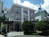 Biệt Thự Đơn Lập Mỹ Hưng – Phú Mỹ Hưng – Dt: 15m X 19m – 01 Trệt, 02 Lầu, Sân Vườn Giá 30.5 Tỷ