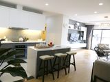 Bán Gấp Căn Hộ 128M2 4Pn, 3Wc, 3 Ban Công, Giá 2.1 Tỷ. Trả Góp Ls 4.9%. Lh: Mr Hoàng: 01635.871.976