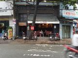 Cho Thuê Nhà Mặt Tiền Có 1 Lầu Chiều Ngang Trên 6M Gần Trung Tâm Tt Thương Mại