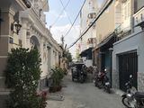 Bán Đất 1982 Htp .Dt 5.2X18M. Hướng Đông .Giá 2.7 Tỷ