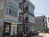 Nhà Đẹp 2 Lầu Hiện Đại - Thoáng Mát Mà Giá Lại Quá Rẻ !!