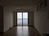 Gia Đình Cần Bán Gấp Ngay Căn 2 Phòng Ngủ Chung Cư R6 Royal City, Căn Số 03 Diên Tích 72,9M2.