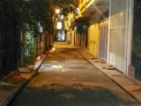 Kiếm Đâu Ra!!! Bán Nhà Phố Lê Trọng Tấn Mới Đẹp Ở Luôn - Ô Tô Đỗ Cửa - Chưa Đầy 4 Tỷ.
