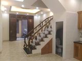 + Bán Nhà Siêu Đẹp, Ô Tô 7 Chỗ Tránh Nhau, 3 Mặt Thoáng Vĩnh Viễn Định Công Thượng Hoàng Mai 41M2,