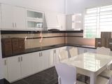 Bán Nhà Chợ Đường, Nhà Mới Đẹp, Đường 8M, Có Sân Xe Hơi. Dt: 4X14M, Sổ Hồng Riêng. Lh: 0933 933 804