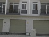 Bán Nhanh Nhà 1 Trệt 2 Lầu Tại Hóc Môn