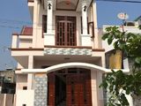 Nhà Phố Mới Hưng Long, DT 5Mx16M Ngay Chợ, Trường Học, Phòng khách, bếp, 3 Phòng ngủ, 2 Wc, Sổ hồng riêng, Bình Chánh