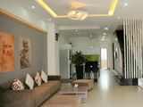 Biệt Thự Sân Vườn 200M2, Sổ Hồng Riêng, 2 Lầu 1 Trệt