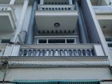 Bán Nhanh Nhà Hxh 1333 Htp . Dt 4.1X14M. 1Tr,2L,st ,4Pn. Hướng Đông Nam . Giá 5.7 Tỷ .