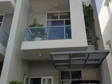 Về Quê Ở Cần Bán Gấp Căn Nhà Mặt Tiền 2 Lầu 1 Trệt, Sổ Hồng Riêng, 10X20M = 200M2 Có Sân Để Ô Tô.