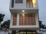 Cần Bán Nhà 1 Trệt 1 Lầu Tại Thủ Dầu Một Giá 790 Triệu