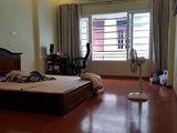 Nhà Phố Giá Rẻ Kinh Doanh Tấp Nập Cần Tìm Người Có Duyên